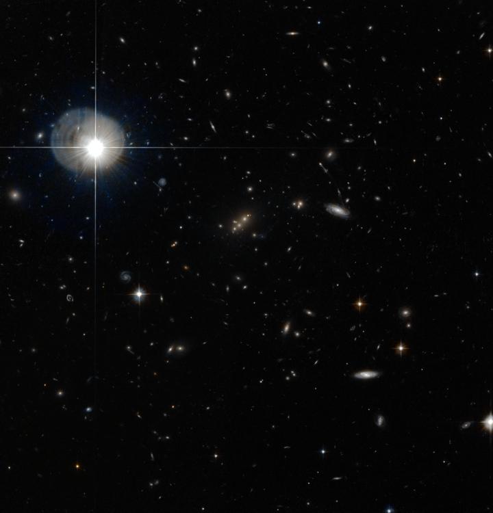 MACS J2135-010217